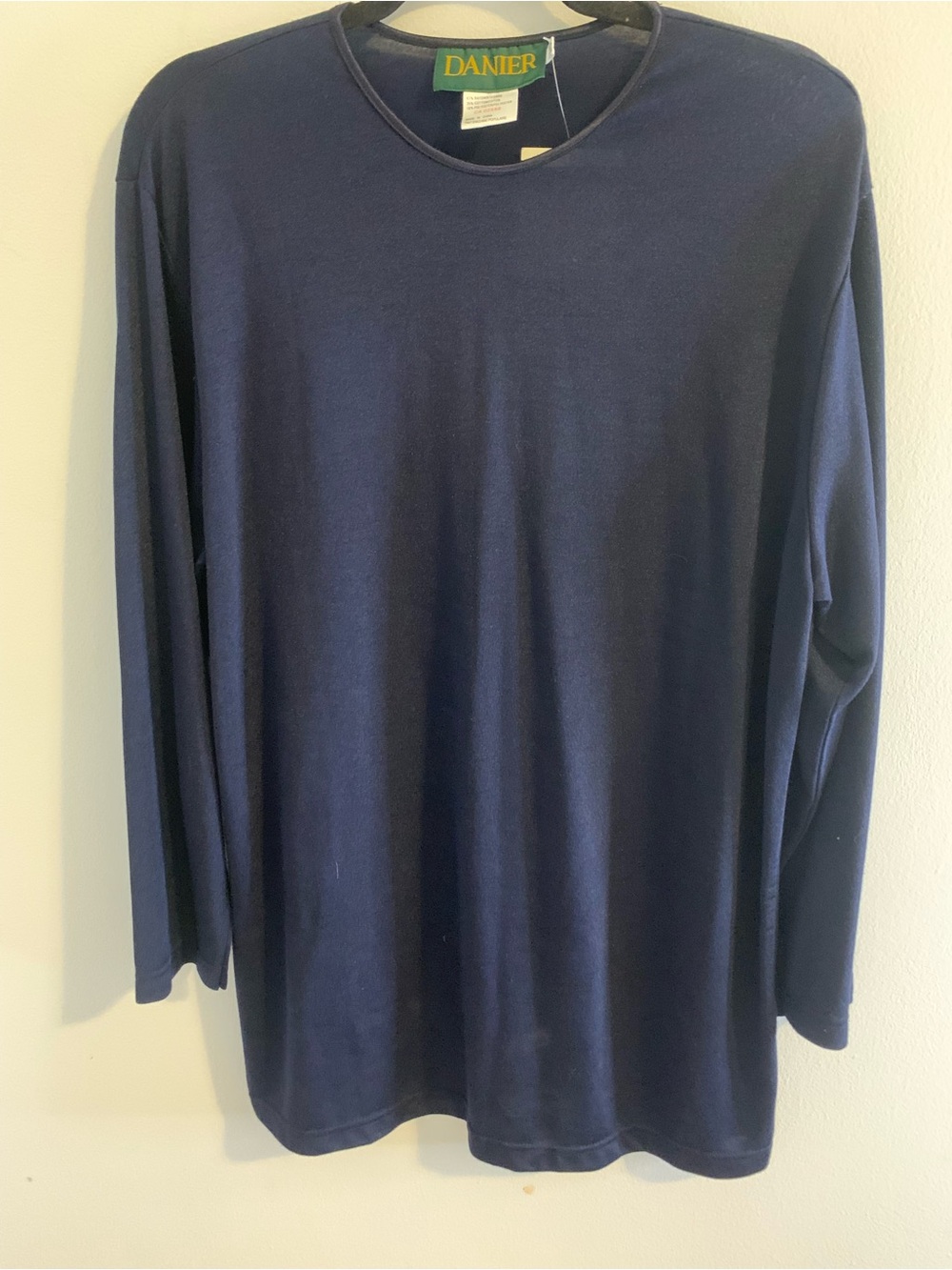 Danier Men's Long Sleeve Crewneck Tee - Navy Blue
